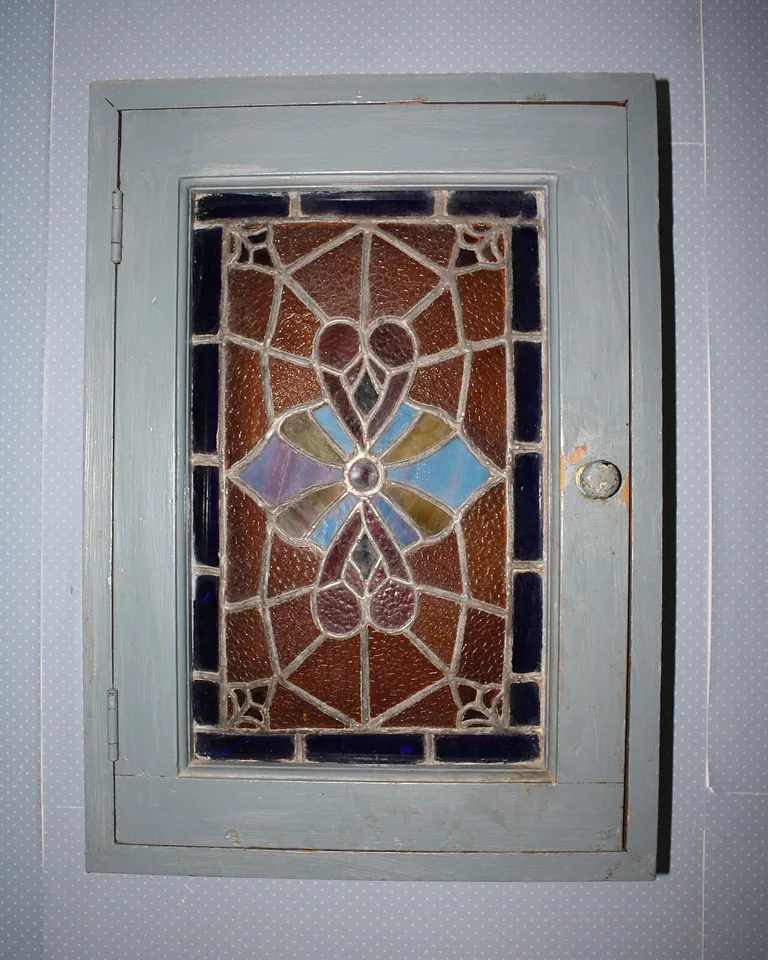 Kitchen cabinet doors with stained glass inserts